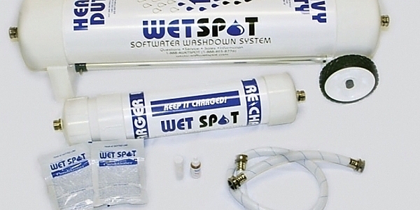 What Causes White Mineral Buildup on Boat Fixtures?