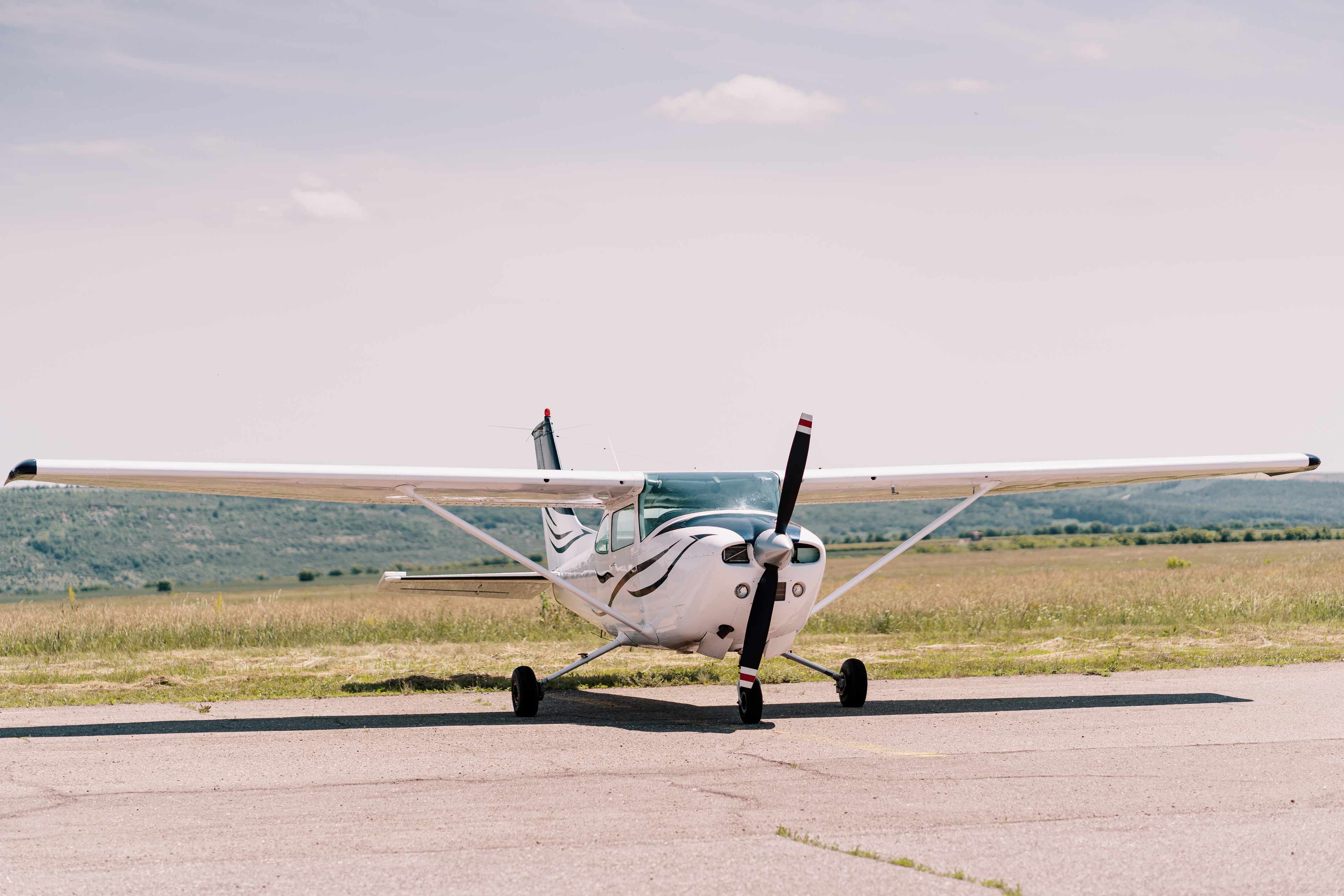 Should You Use Soft Water to Wash Your Airplane Exterior?