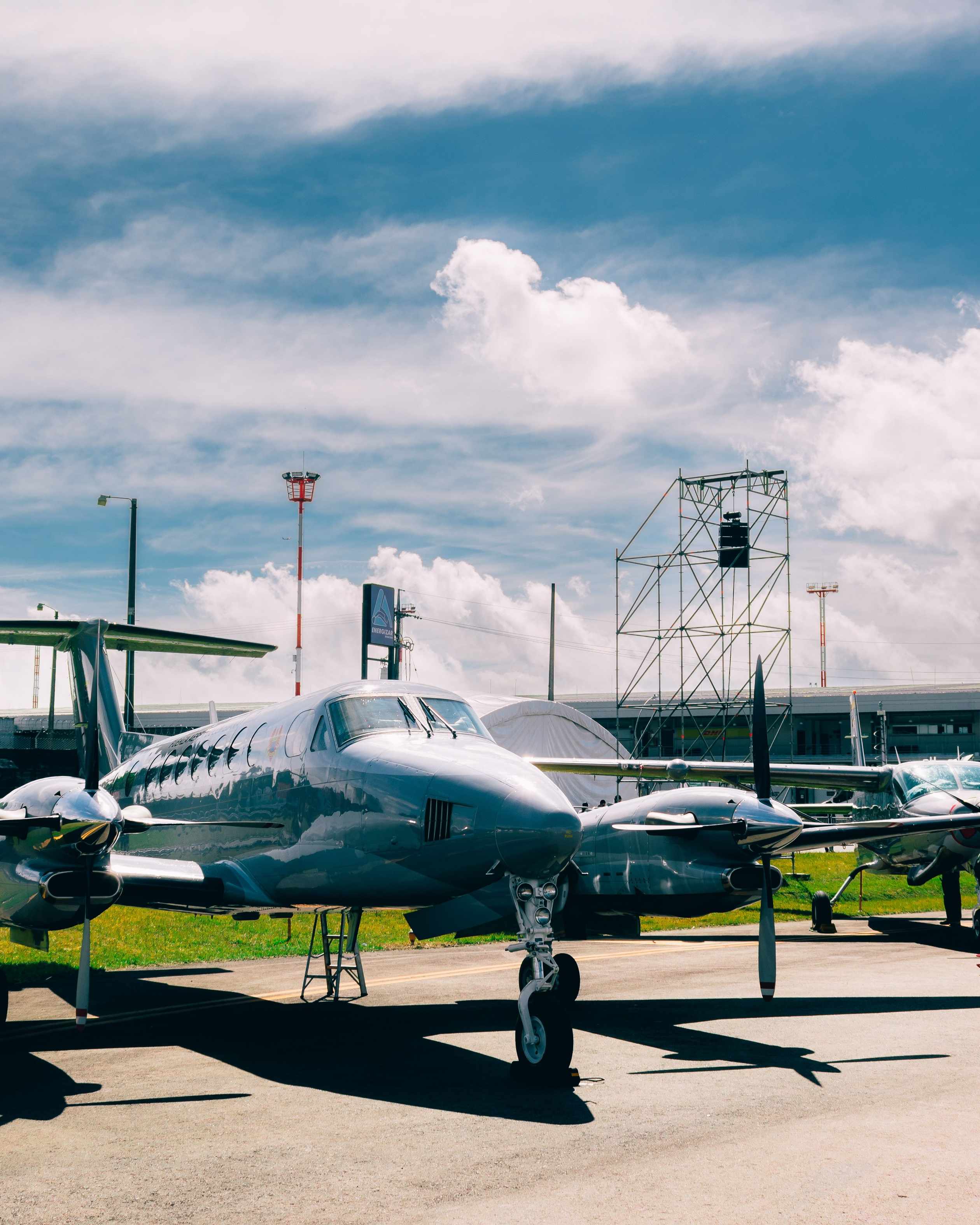 The Right Way to Wash a Plane Without Damaging Its Surface